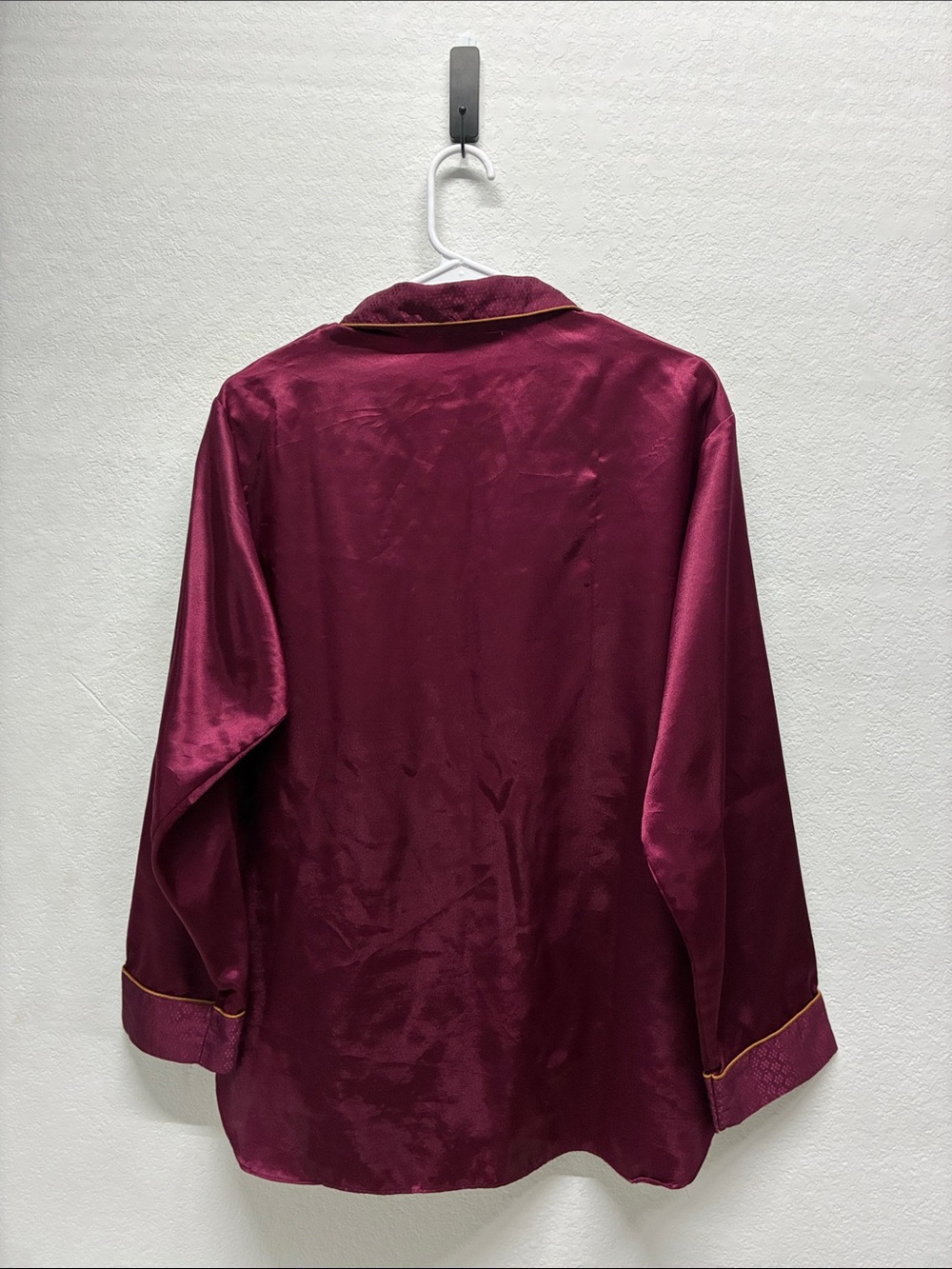 Victoria's Secret Vintage Burgundy Button Down Pajama Top /M - Picture 6 of 6
